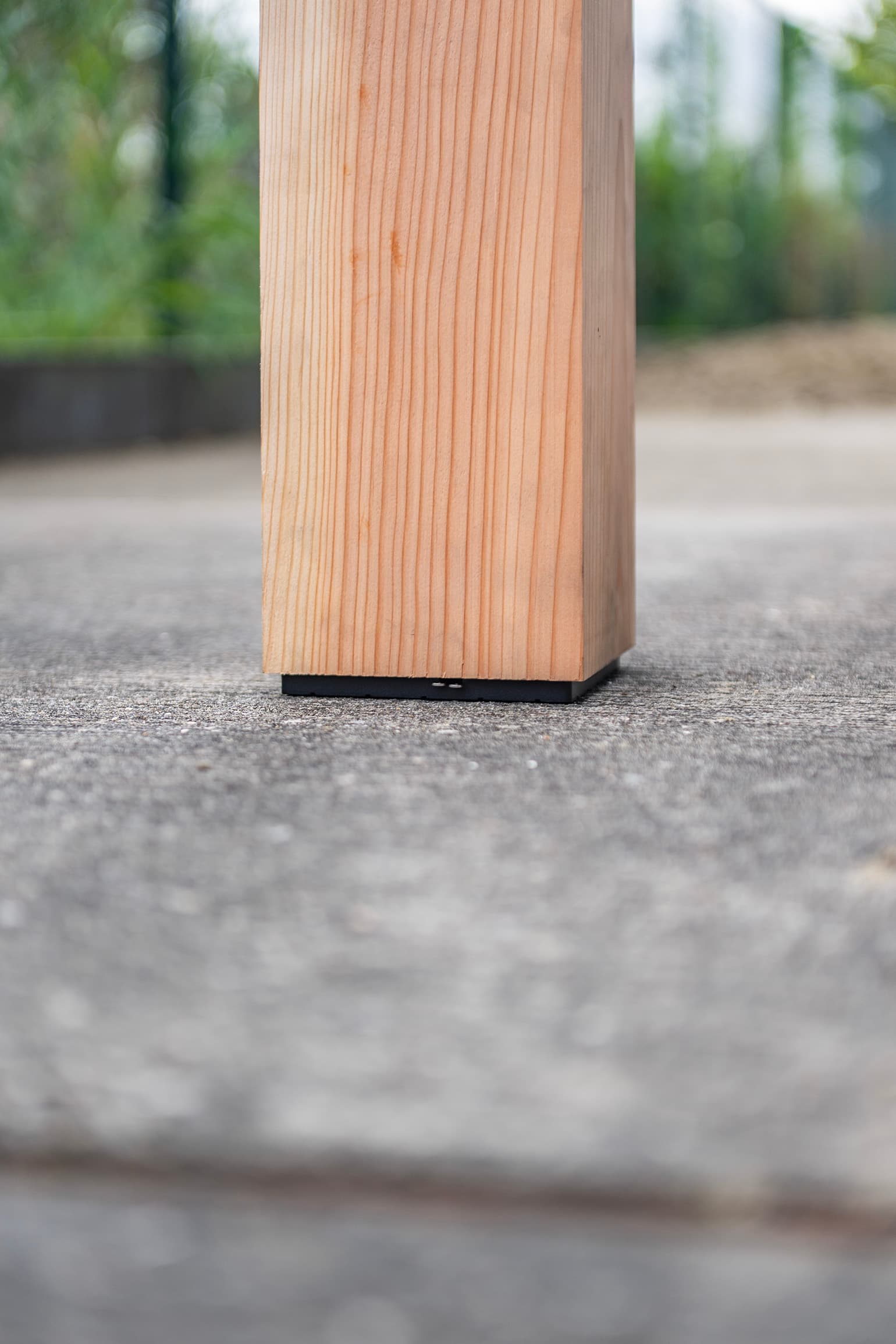 Timber post on concrete or paving with Cobblit